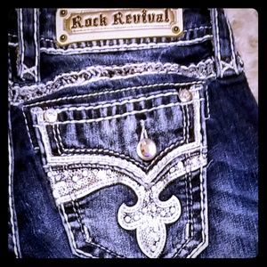 NEW ROCK REVIVAL NWOT💄💎lots of bling💄💎